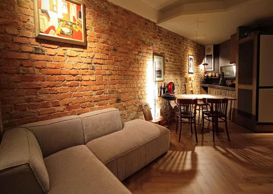 Apartment Introvert's Den